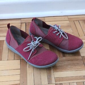 Clark's cloudsteppers soft cushions shoes size 6